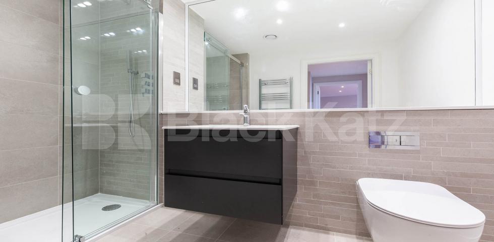 			2 Bedroom, 2 bath, 1 reception Apartment			 Tottenham Lane, Crouch End